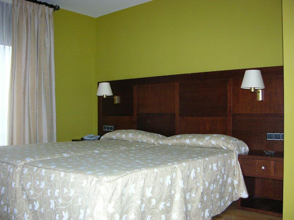 Hotel De Rei Llavorsi ภายนอก รูปภาพ