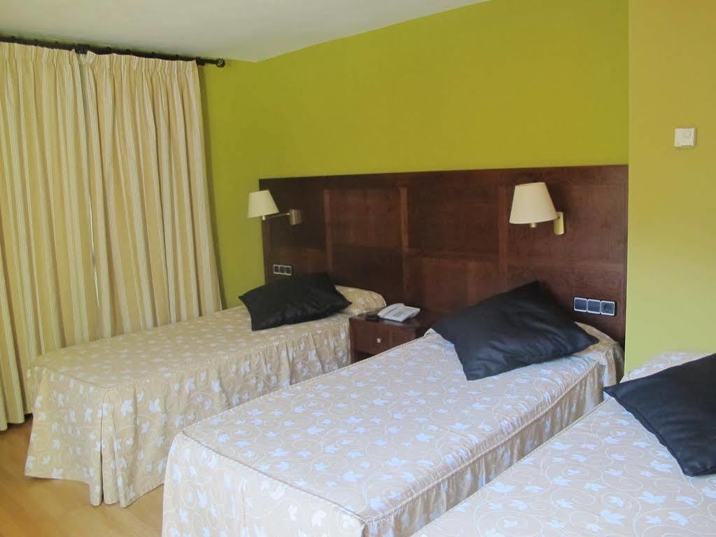 Hotel De Rei Llavorsi ภายนอก รูปภาพ